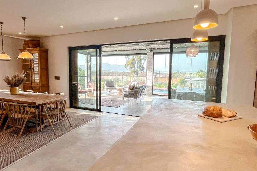 4 Bedroom Property for Sale in Koringberg Western Cape